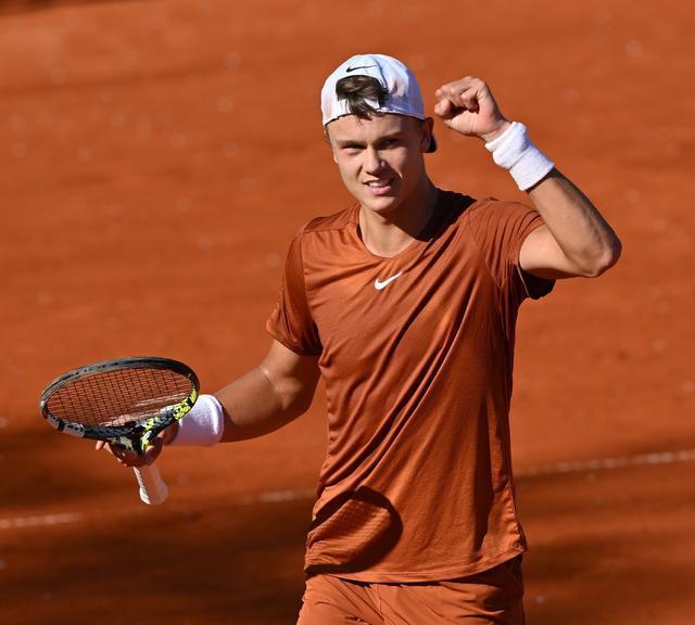 圣坛组合惊 圣坛组合惊