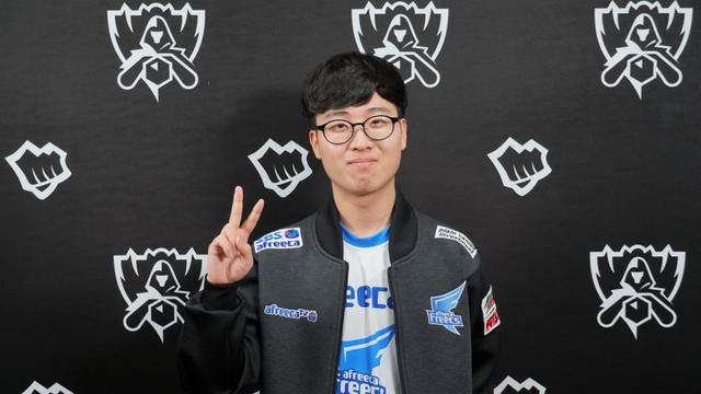 边路进攻和 边路进攻和