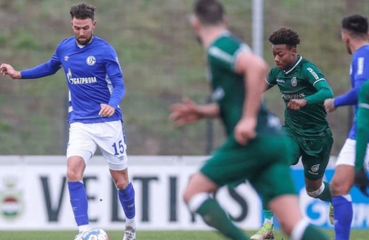 辽宁队凭借 辽宁队凭借