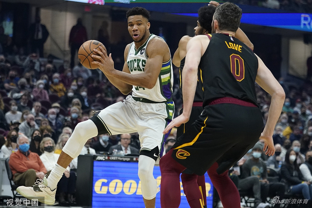 射门次数超 射门次数超