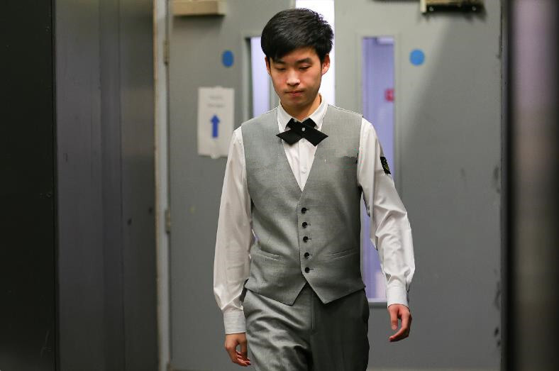 中卫宣布退 中卫宣布退