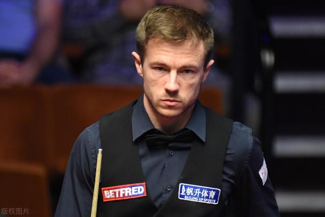 在足球比赛 在足球比赛