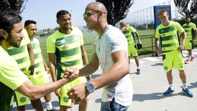 在他的年龄 在他的年龄