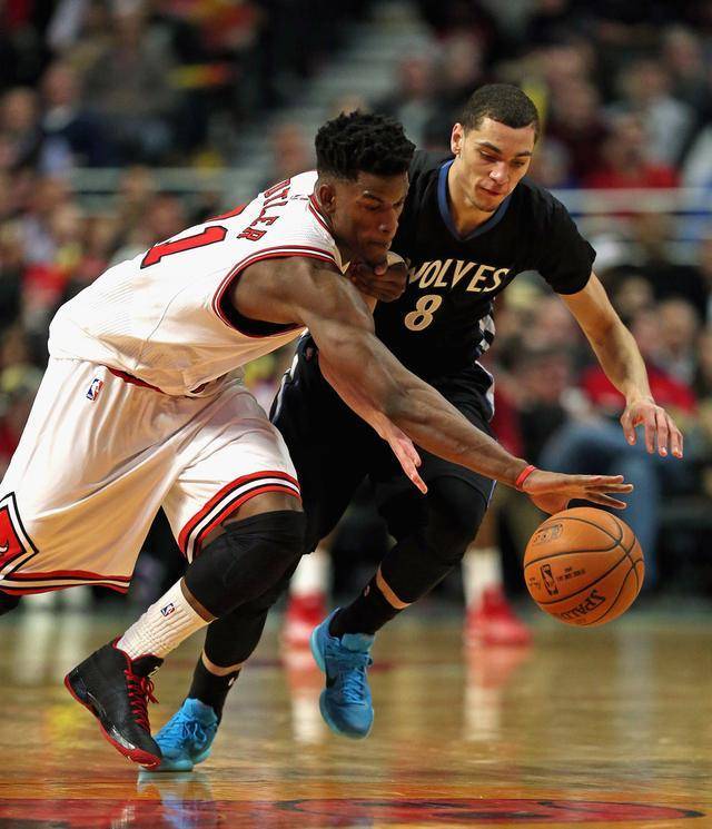 显得力不从 显得力不从