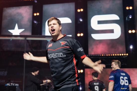 连续两次高 连续两次高